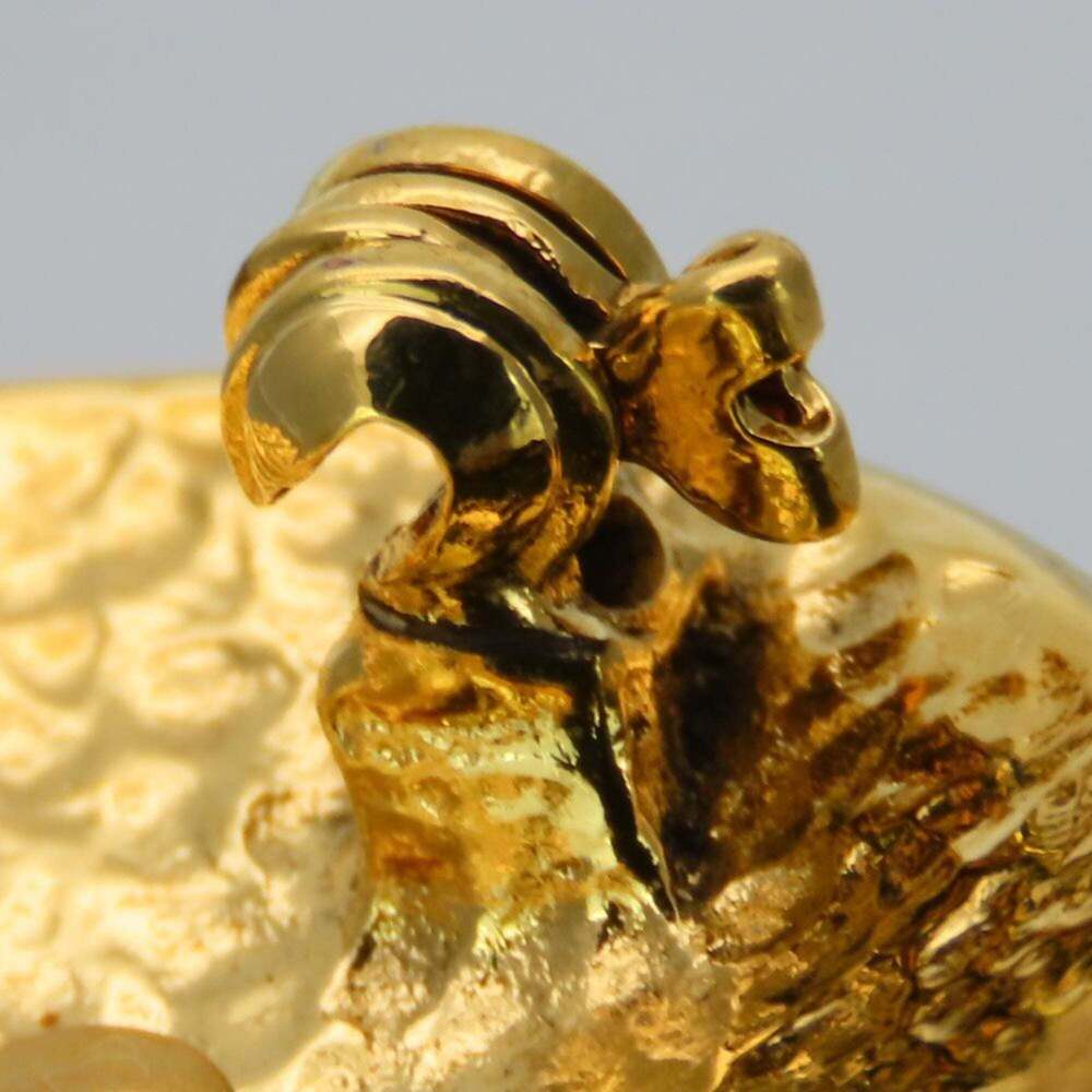 CHANEL Authentic Gold Logo Brooch - Picture 6 of 8